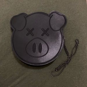 Jeffrey x Shane Pig Purse (NWOT) 🖤🐷